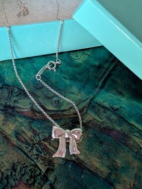 Tiffany & Co Sterling Silver Ribbon Bow Necklace With Box